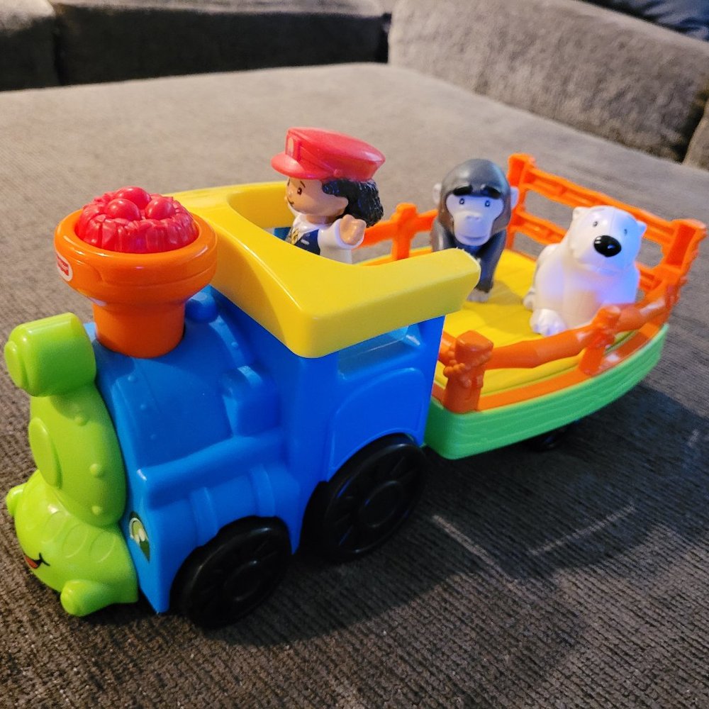 Fisher-Price Little People Choo Choo Zoo Train